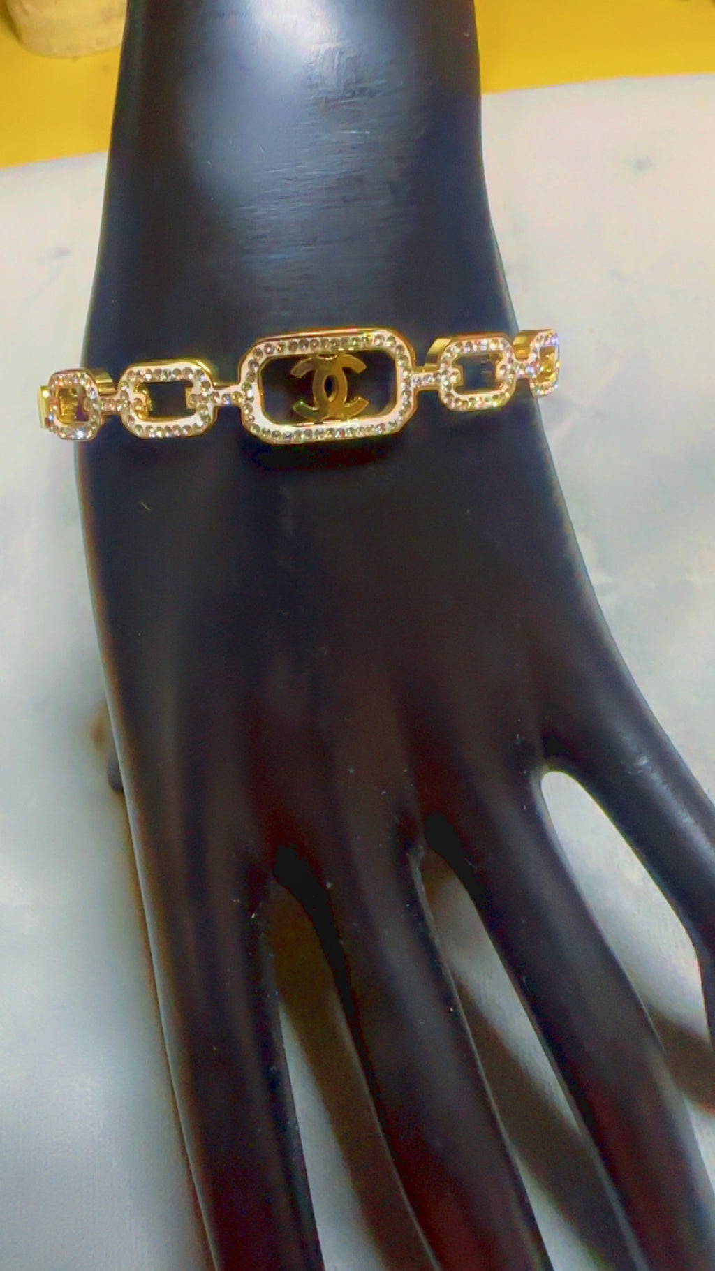 Bracelet