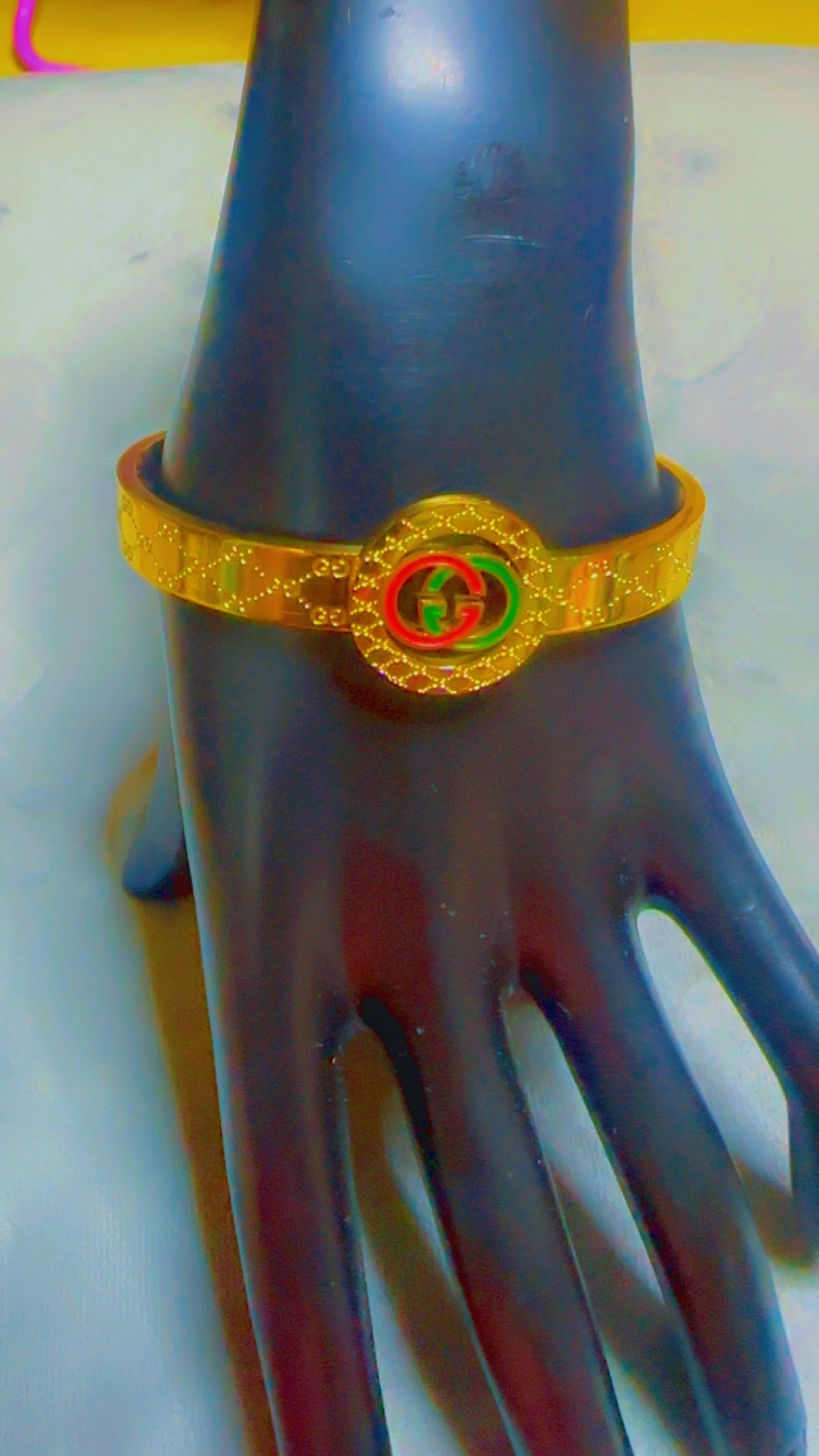 Bracelet
