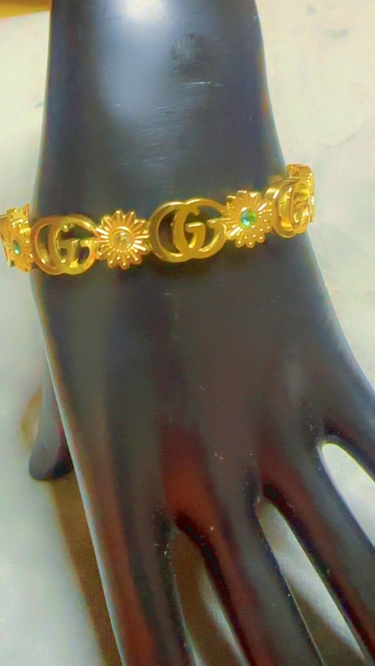 Bracelet